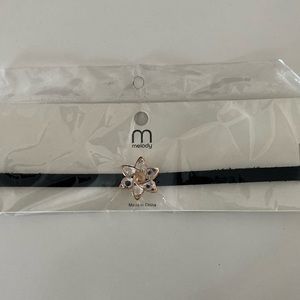 Brand New Women’s Choker